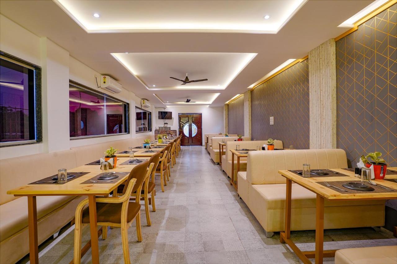 Collection O Hotel Farmaish Garden Chinchvad Экстерьер фото